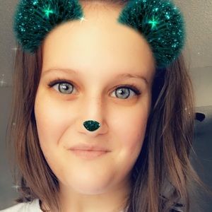 Meet your Posher, Lesley